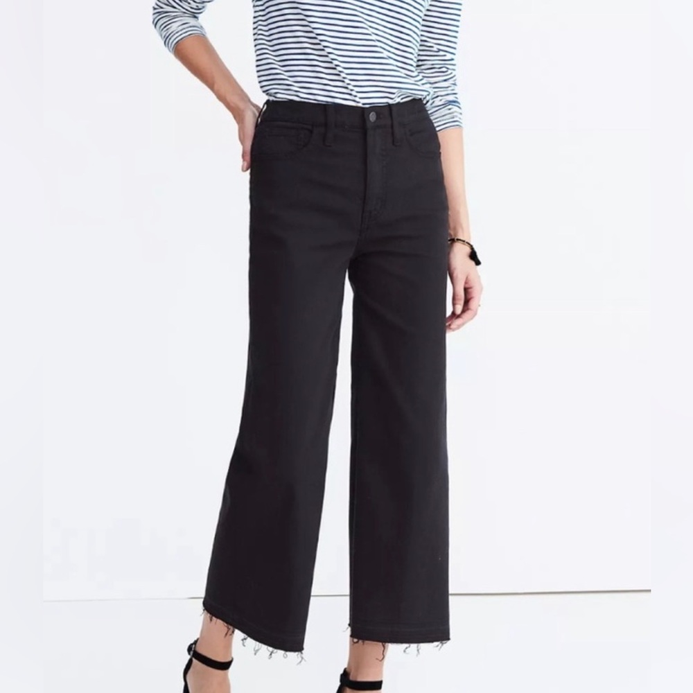 Madewell Wide Leg Crop Jeans in Black